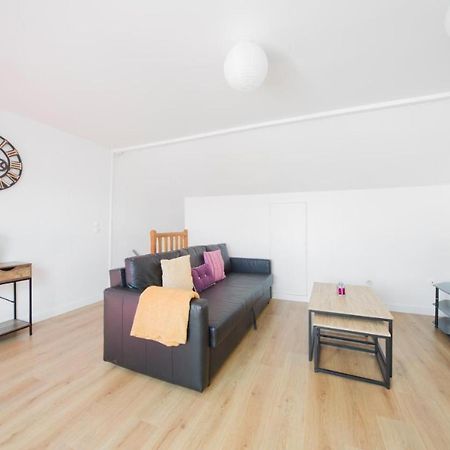 Le Perruche Apartment Collegien Luaran gambar