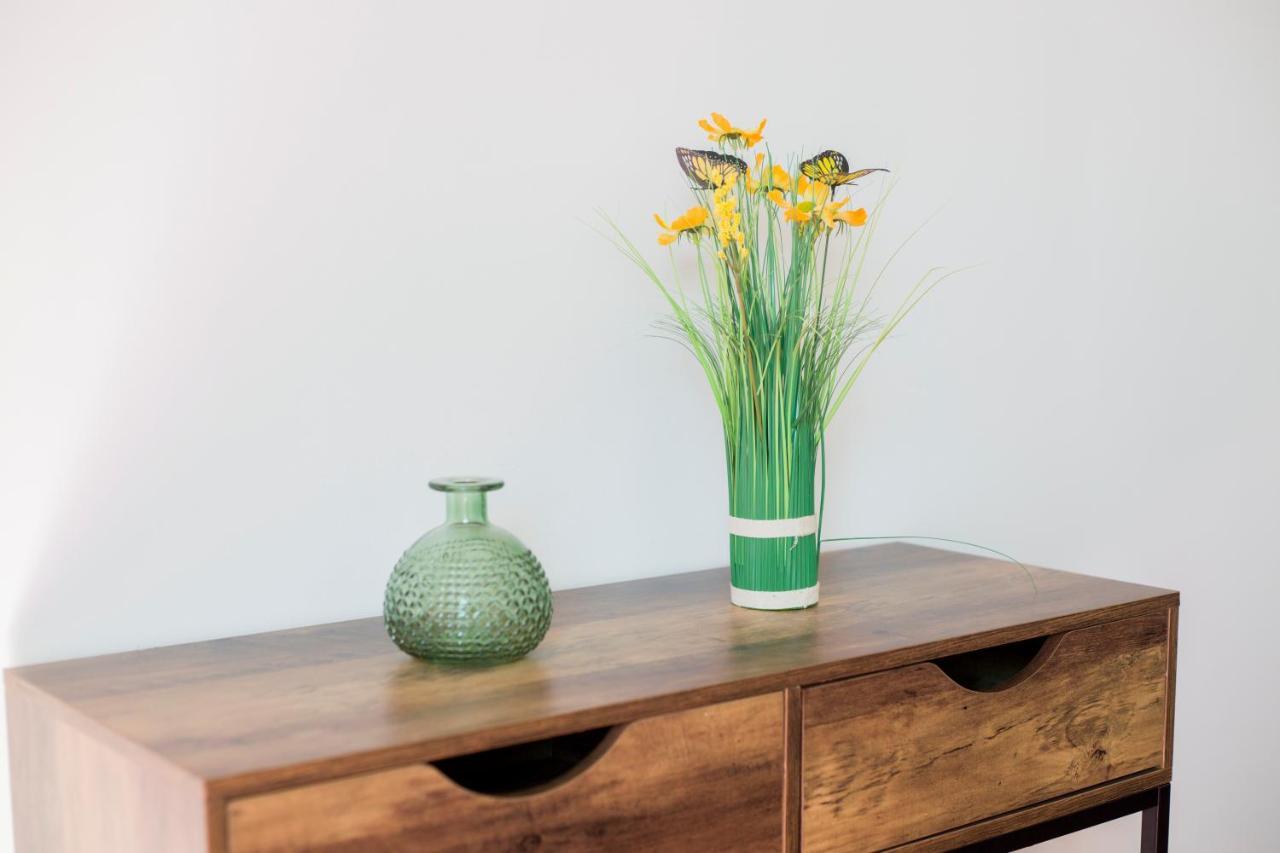 Le Perruche Apartment Collegien Luaran gambar